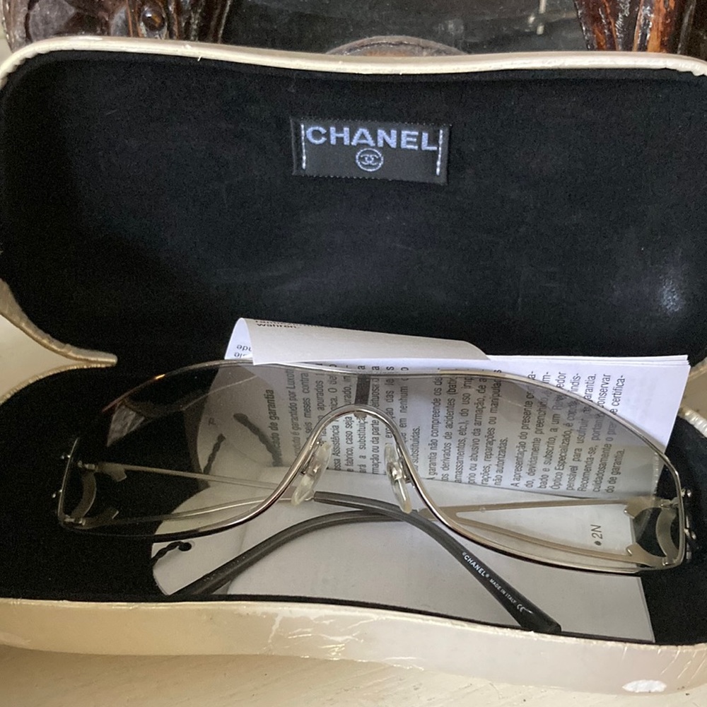 SOLD!SOLD! SOLD!🙂Chanel Rhinestone Sunglasses w/case and box